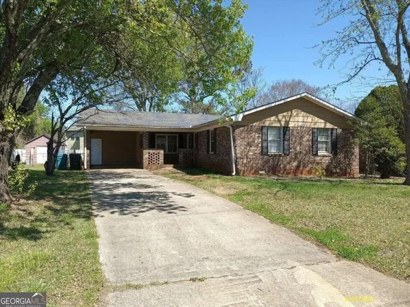 1102 Tamarack Trl, Forest Park, GA 30297