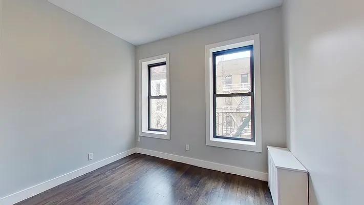 Rented by Compass | media 30