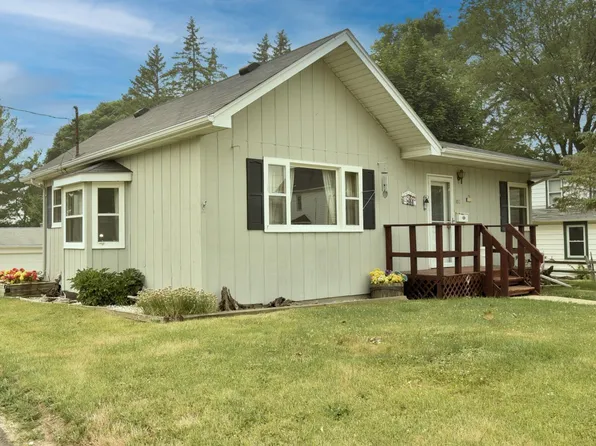 102 East STREET, Lake Geneva, WI 53147
