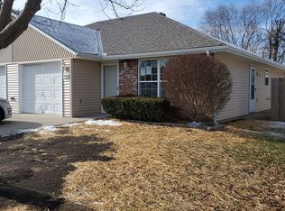 500B SE Oak Ridge Dr, Oak Grove, MO 64075