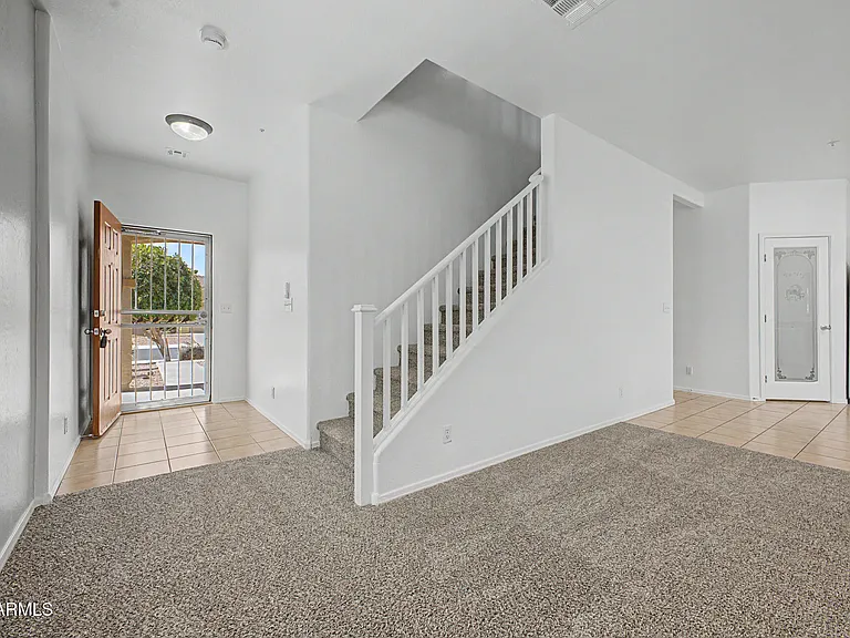 8748 W Wood Dr — Photo 3