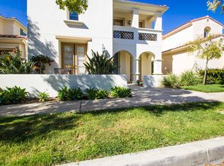 321 Frys Harbor Dr, Camarillo, CA 93012