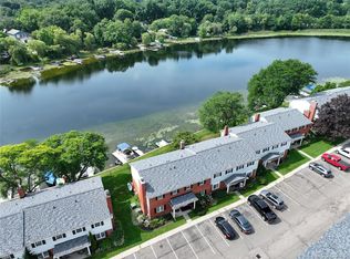 6649 Andersonville Rd, Clarkston, MI 48346