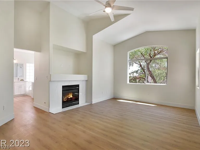 3816 Cape Royal St — Photo 22