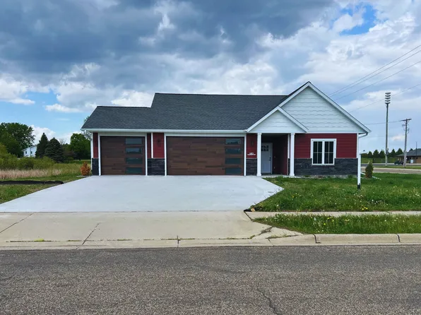 480 Stoneridge Ln NE, Owatonna, MN 55060