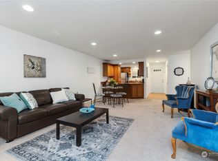 7809 218th St SW APT 8, Edmonds, WA 98026