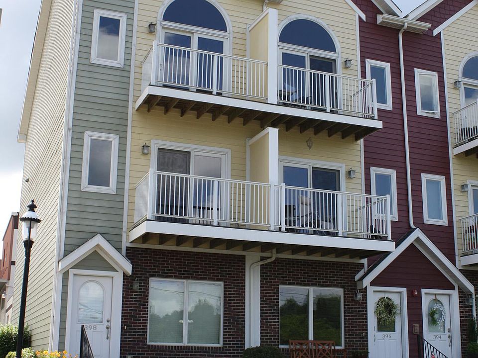 1st image of 398 Frontier Ave