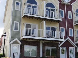 398 Frontier Ave, Star City, WV 26505