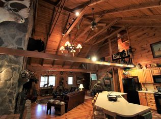 1098 Highway 828, Louisa, KY 41230