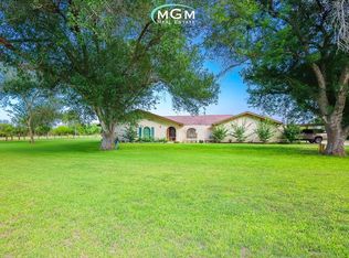 4397 Fm 797, Skidmore, TX 78389