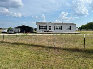 1024 Crow Ln, Terrell, TX 75161