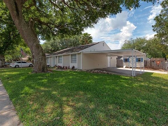 2nd image of 3301 Russett Dr
