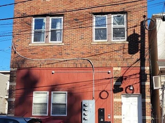 2nd image of 51 Myrtle Ave #3