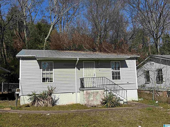 3rd image of 2808 24th St W