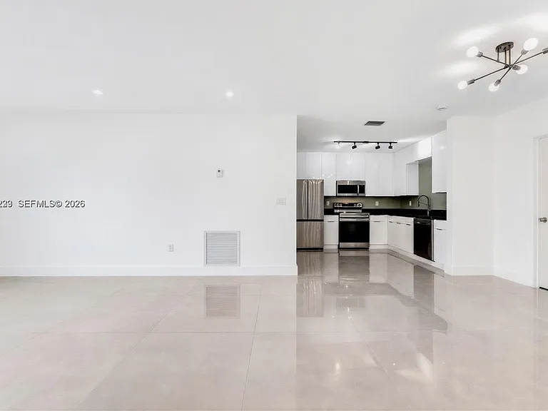321 NW 56th Ave — Photo 10