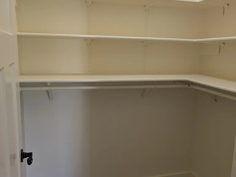 790 NE Elk Run Dr — Photo 21