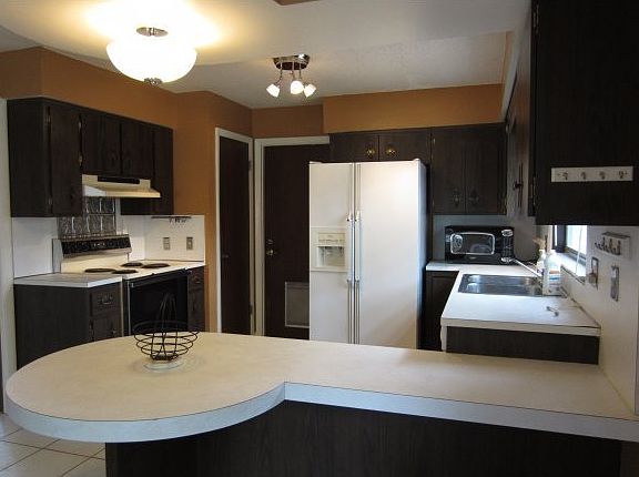 3rd image of 231 Shore Ln Unit 231
