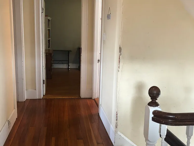 10 Underwood Park — Photo 3