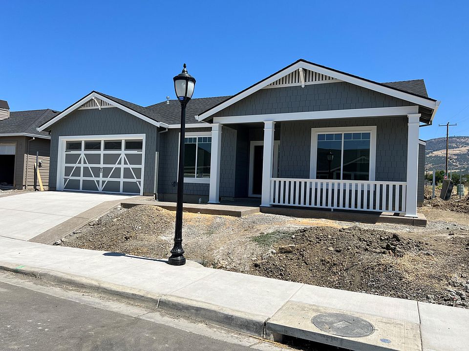 2nd image of 1493 Quarter Ln