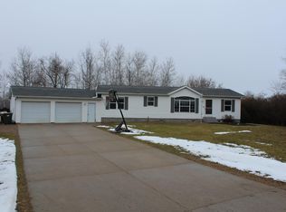 37767 Sunnyfield Cir, Avon, MN 56310