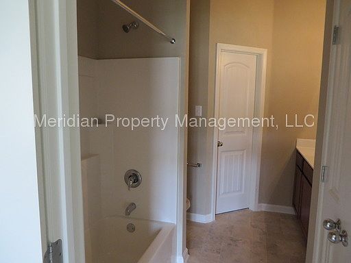 5th image of 1789 Whatling St
