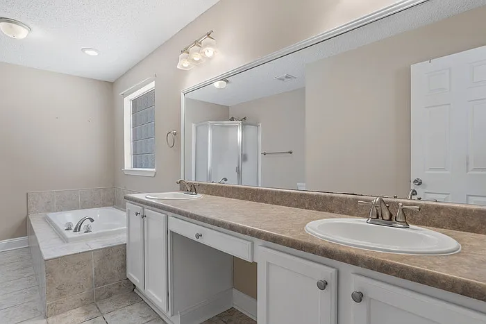 1517 Porpoise St — Photo 14