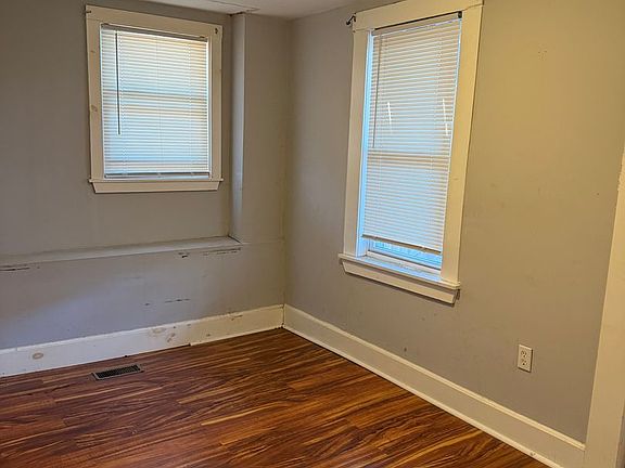 2nd image of 11 Akron St APT 2