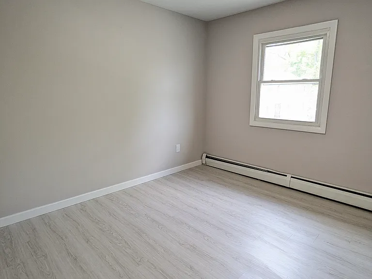 158 Jersey St #8 — Photo 8