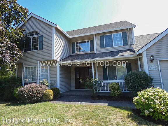 2nd image of 696 NE Terry Ct