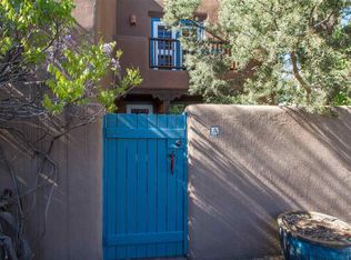 750 Old Santa Fe Trl APT A, Santa Fe, NM 87505