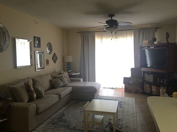4th image of 2033 SE 10th Ave APT 612