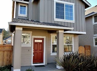 10517 NE Summer Falls St, Beaverton, OR 97006