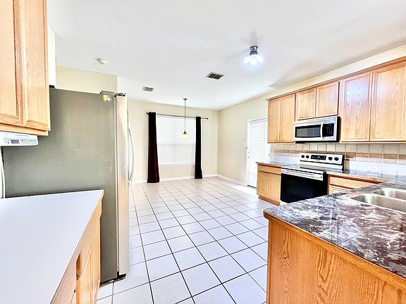 5th image of 4702 Island Bay Dr