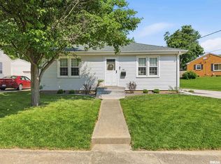 601 Spring St, Washington, IL 61571