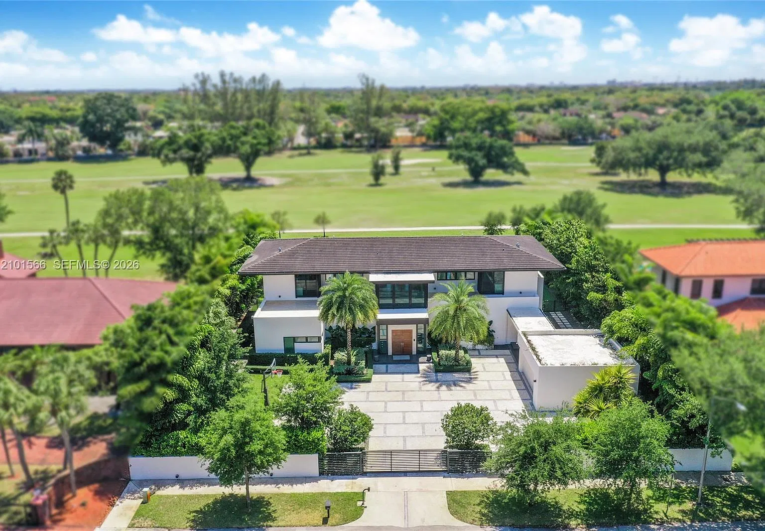 Miami Lakes - Loch Lomond — Photo 1