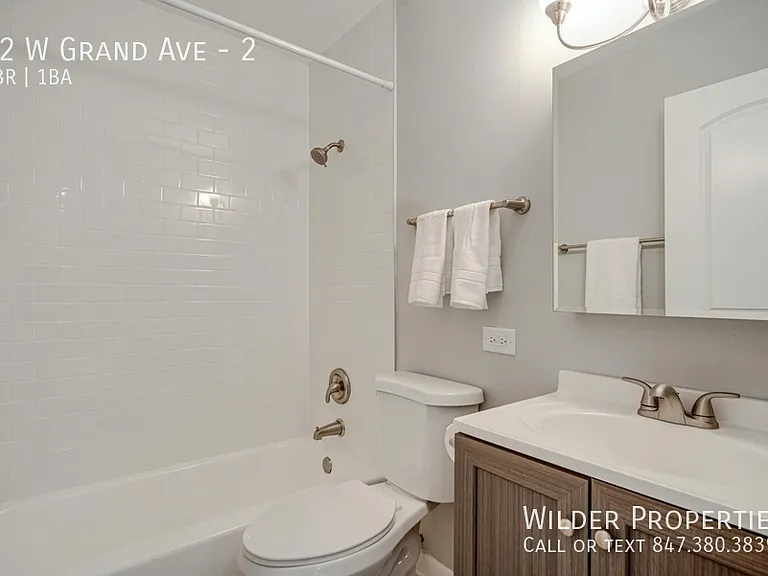 22 W Grand Ave #2 — Photo 6