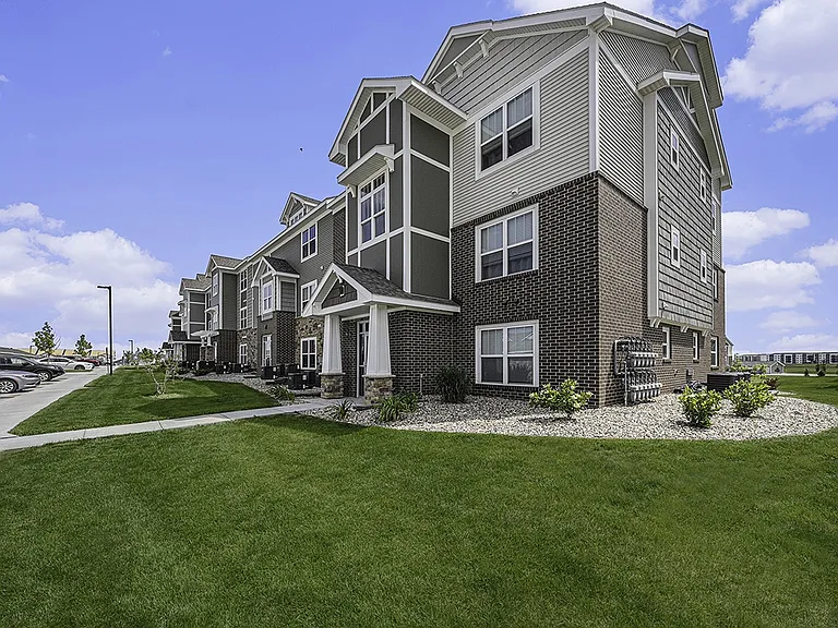 Trade Winds Apartment Homes — Photo 43