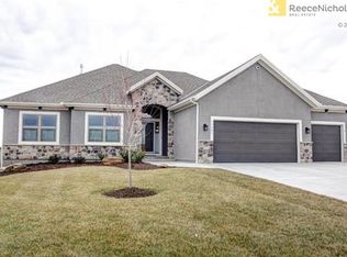 17201 W 197th Pl, Spring Hill, KS 66083