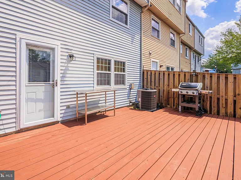 21 Valley Park Ct — Photo 29