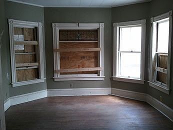 2nd image of 21 Earle St