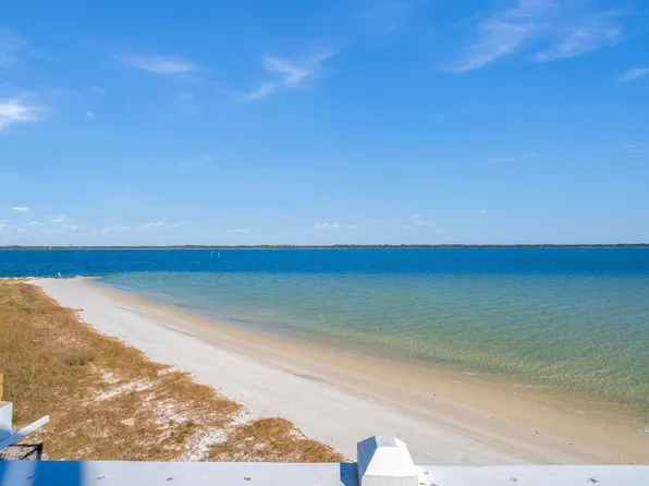 1646 Alligator Dr #315, Panacea, FL 32346