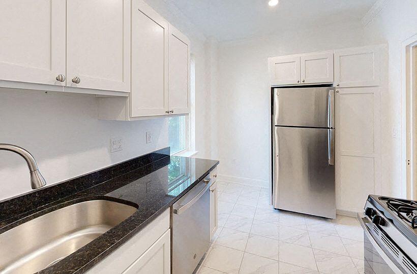 Kilsyth Court Apartments - Kitchen