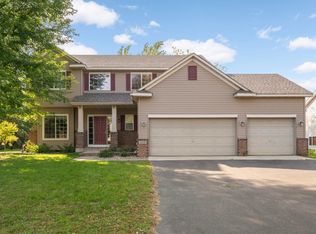839 Forest Edge Dr, Jordan, MN 55352