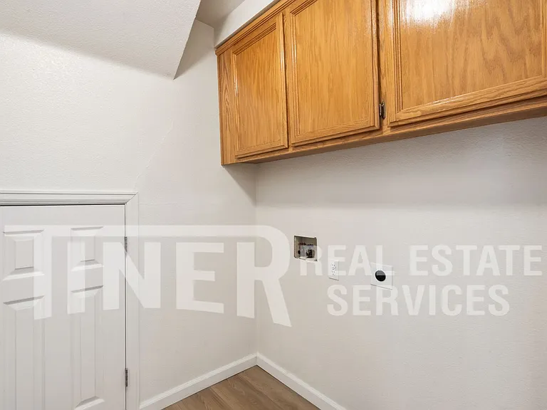 6931 Romanzo Way — Photo 23