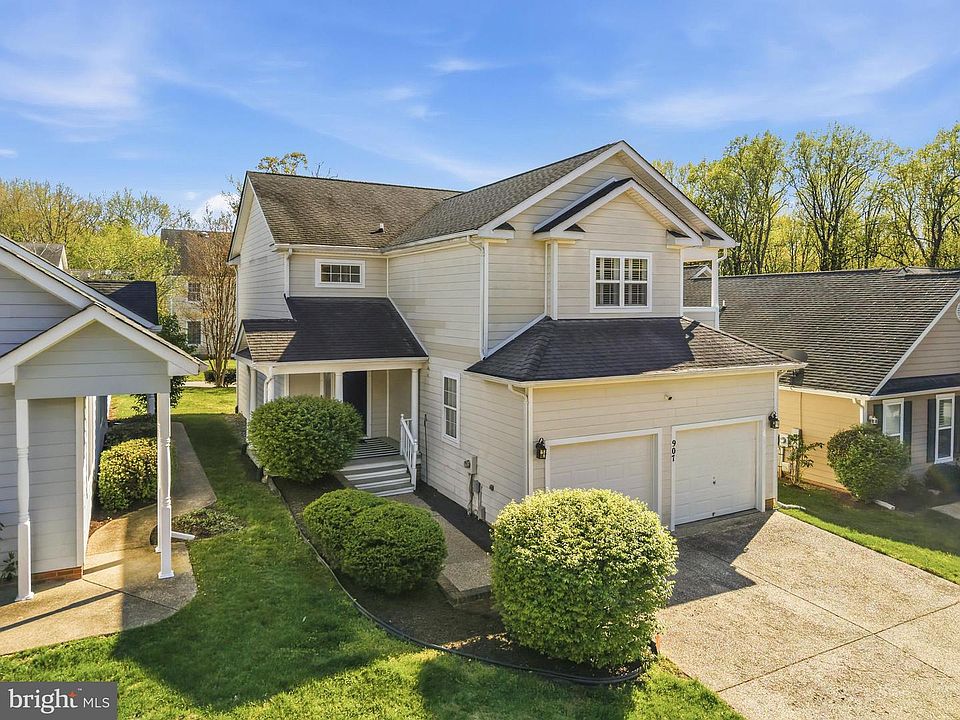 1st image of 907 Hickory Cir