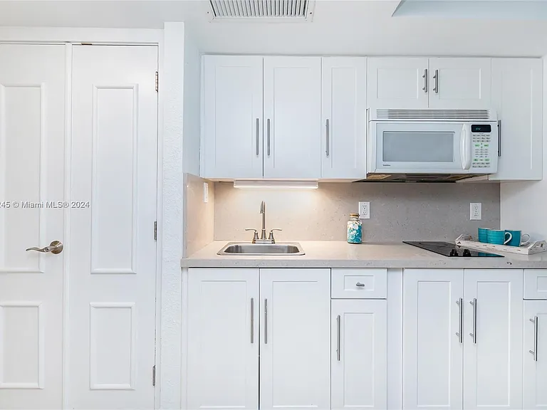 19201 Collins Ave #318 — Photo 22