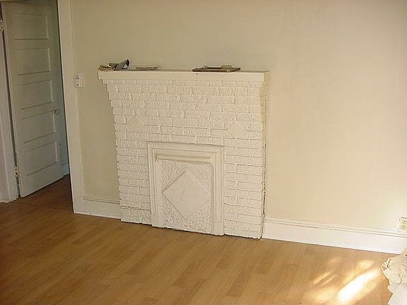 5th image of 1312 N Market St