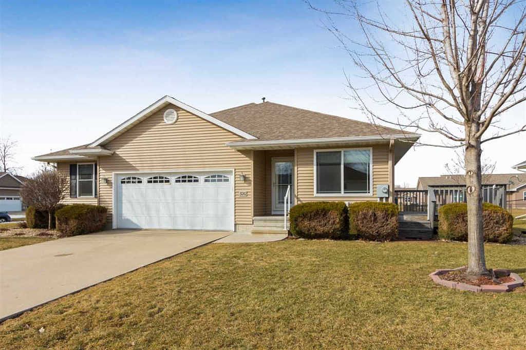320 Shannon Dr, Robins, IA 52328 Zillow