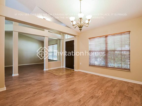4th image of 1403 Bent Oaks Blvd
