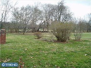 2nd image of 1302 Union Meeting Rd